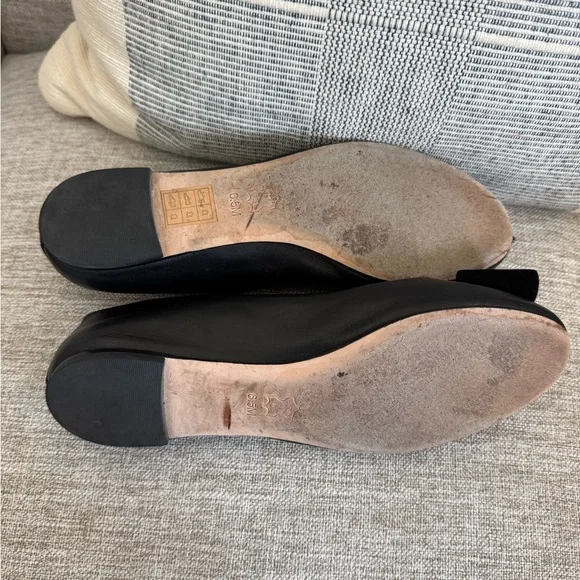 Tory Burch Black Leather Flats w/ Tortoise Bow – Size 6.5M - Picture 6 of 6